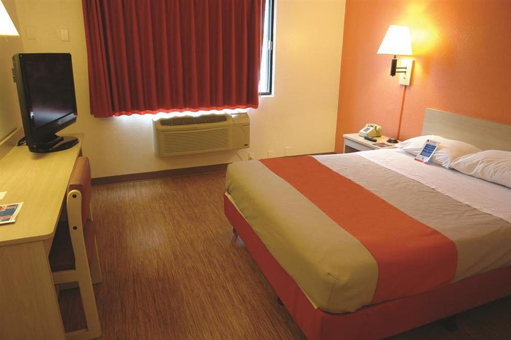 Motel 6-Glenview, Il - Chicago North Rom bilde